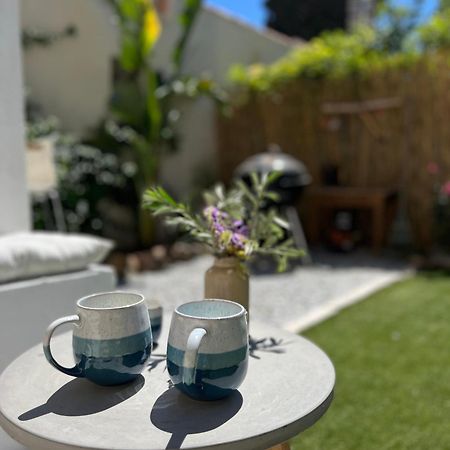 Casa Andrea Appartement Tout A Pied Avec Grand Jardin Sanary-sur-Mer Eksteriør billede